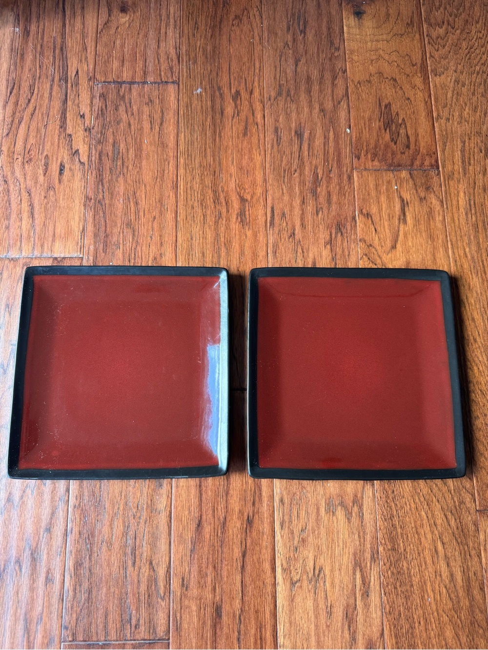 2 Better Homes and Gardens Weston Dinner Plate Red Black Square Replacement Dish